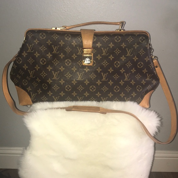 Louis Vuitton Handbags - Vintage Louis Vuitton Doctor bag.